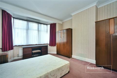 11 Grandison Road, Worcester Park, KT4 8LU