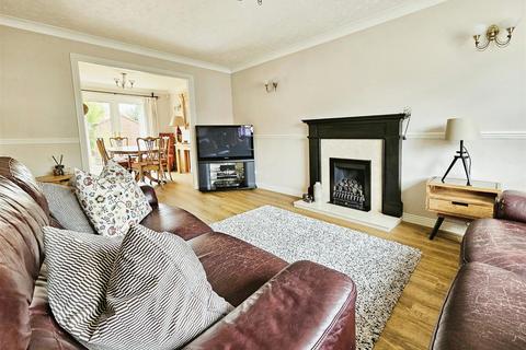 2 Bryony, Branston, Burton-on-trent, DE14 3QQ