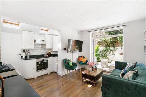 2 bedroom apartment for sale, Bronsart Road, Fulham, London, SW6