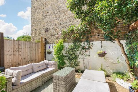 2 bedroom apartment for sale, Bronsart Road, Fulham, London, SW6