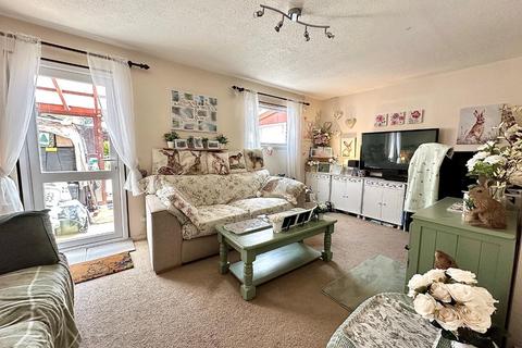 7 Haselrig Square, Northampton, NN4 9RD