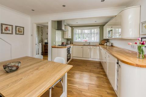 10 Southgate, Brewood, Stafford, ST19 9JG