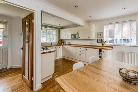 10 Southgate, Brewood, Stafford, ST19 9JG
