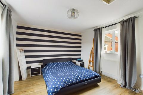 2 bedroom terraced house for sale, Harbury Mews, Gloucester, Gloucestershire, GL1