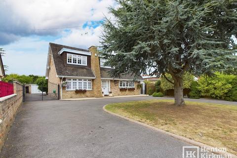 4 bedroom detached house for sale, Church Road, Ramsden Bellhouse