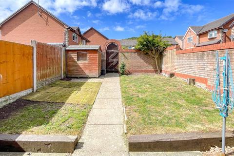 16 Campbell Close, Penrhyn Bay, Llandudno, LL30 3FD