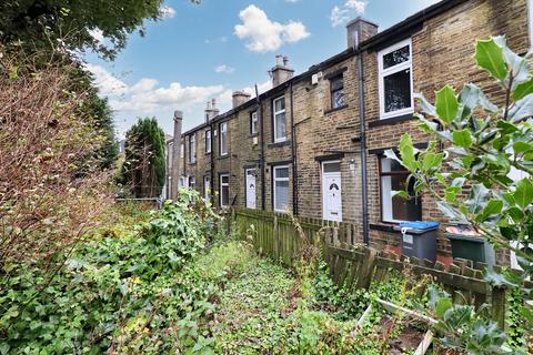 1 bedroom terraced house for sale, Highgate Road, Queensbury BD13