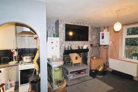 1 bedroom terraced house for sale, Highgate Road, Queensbury BD13