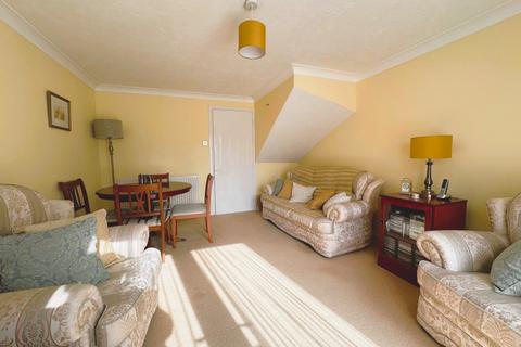 2 bedroom end of terrace house for sale, Shorefields, Rainham