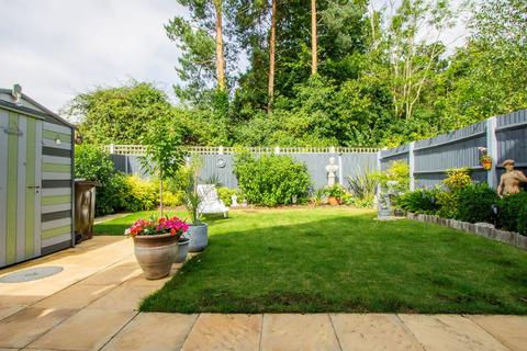 3 bedroom detached house for sale, Level Walking Distance To Hawkhurst High Street