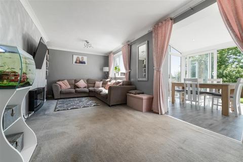 31 Bracken Bank, Ascot, SL5 8HW