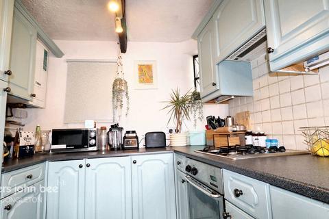 2 bedroom cottage for sale, Pexhill Road, MACCLESFIELD