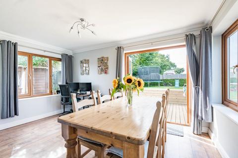 45 Catchpole Close, Kessingland, Lowestoft, NR33 7TL