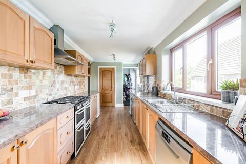 45 Catchpole Close, Kessingland, Lowestoft, NR33 7TL