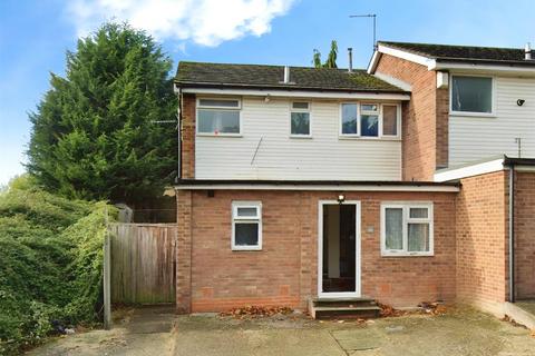 6 bedroom end of terrace house to rent, Headcorn Drive, Kent CT2