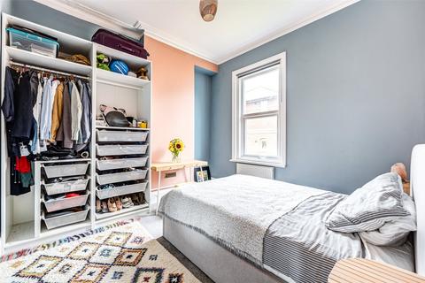 2 bedroom flat for sale, Byron Road, Worthing, West Sussex, BN11