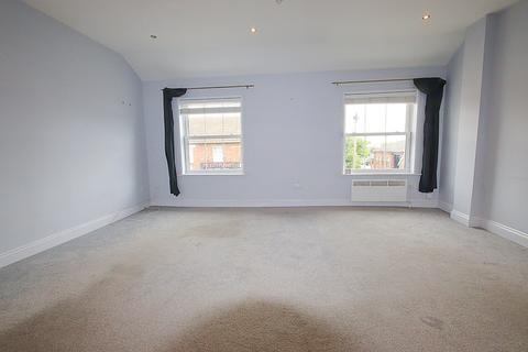 1 bedroom flat to rent, Wilkins House, Station Road