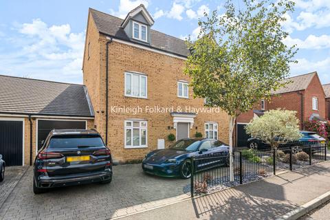 13 Waratah Drive, Chislehurst, BR7 5FP