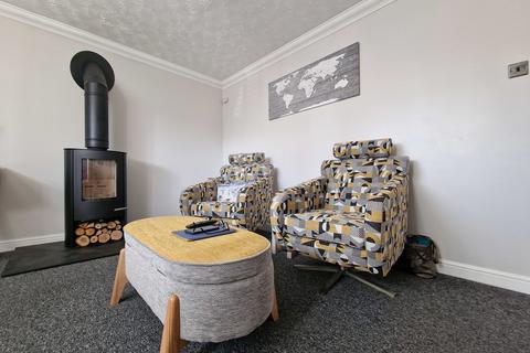 12 Cranes Meadow, Harleston, IP20 9BY
