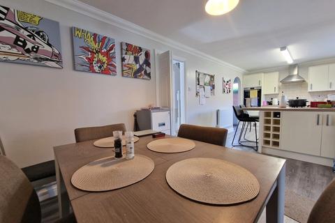 12 Cranes Meadow, Harleston, IP20 9BY