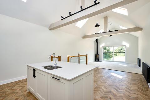 4 bedroom barn conversion for sale, The Green, North Walsham NR28