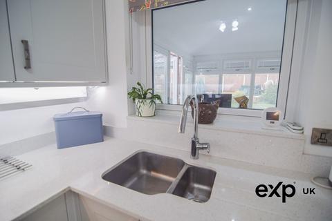 8 Cavendish Close, Creswell, Worksop, S80 4HZ