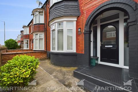 3 bedroom terraced house for sale, Washington Grove , Bentley