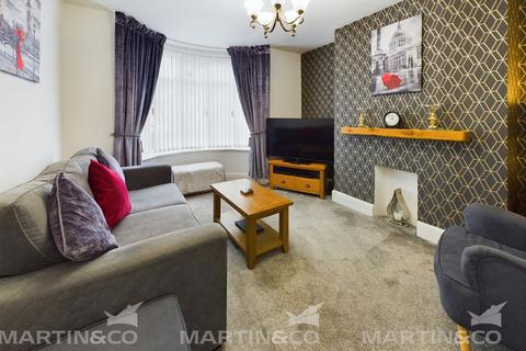 3 bedroom terraced house for sale, Washington Grove , Bentley