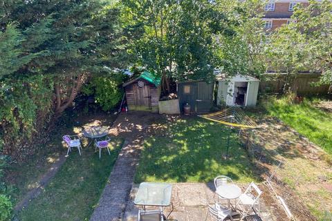 77a Reading Road, Northolt, UB5 4PJ