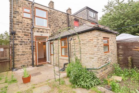 3 bedroom terraced house for sale, Platt Street, Glossop SK13