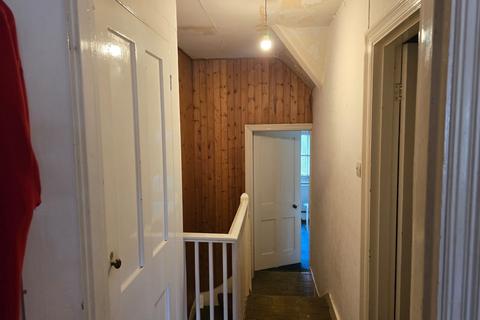 55 Ashurst Road, Tadworth, KT20 5EY