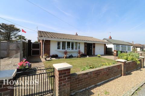 3 bedroom detached bungalow for sale, Fakes Road, Great Yarmouth