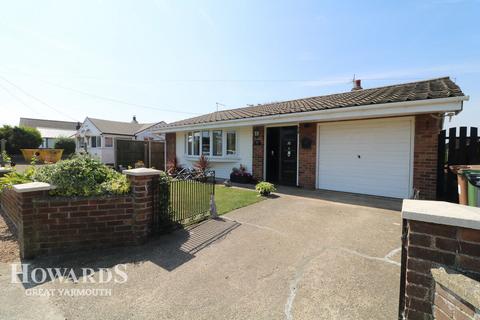 3 bedroom detached bungalow for sale, Fakes Road, Great Yarmouth