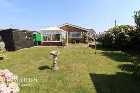 3 bedroom detached bungalow for sale, Fakes Road, Great Yarmouth