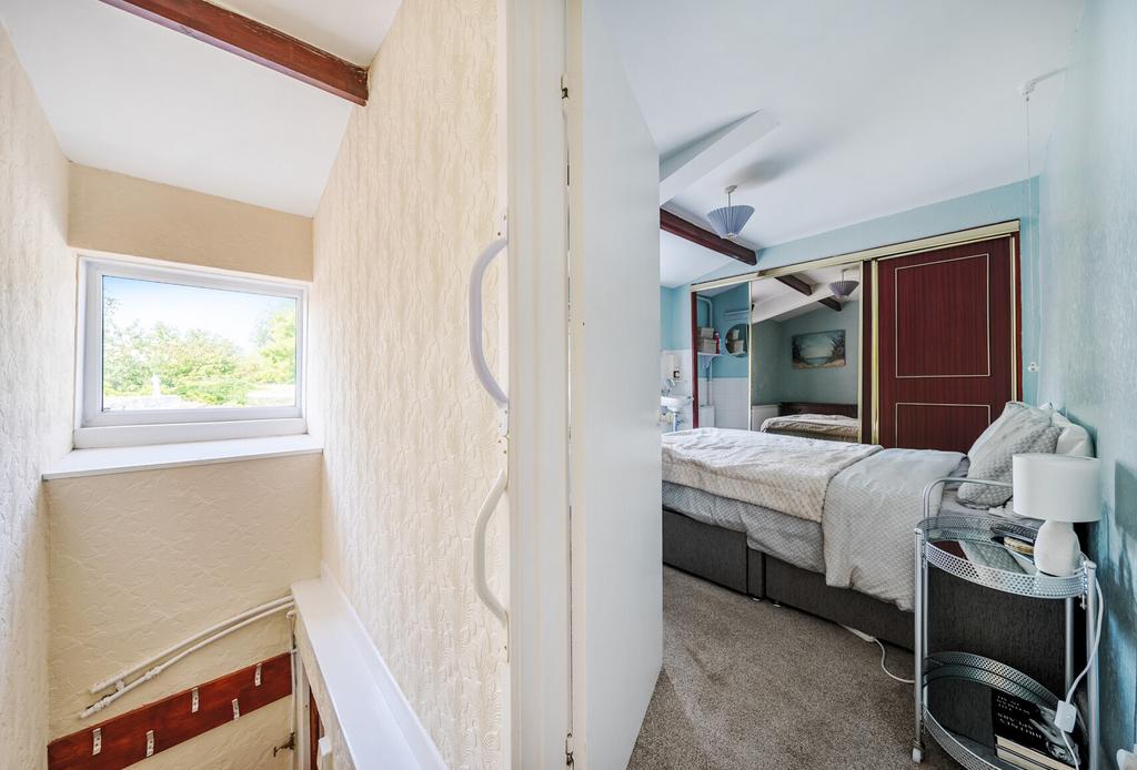 Landing/Bedroom 1