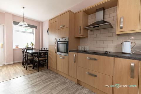 3 bedroom townhouse for sale, Southey Hall Road, Sheffield, S5 7PY