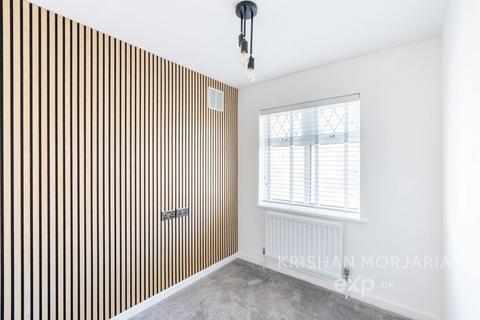 33 Bradgate Drive, Wigston, LE18 1HB