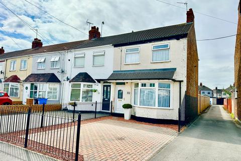 3 bedroom end of terrace house for sale, St. Nicholas Avenue, Hull HU4