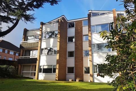 2 bedroom flat for sale, Oathall road, Haywards Heath, RH16