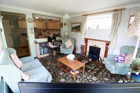 12 Crisp Road, Ellingham, Bungay, NR35 2HA
