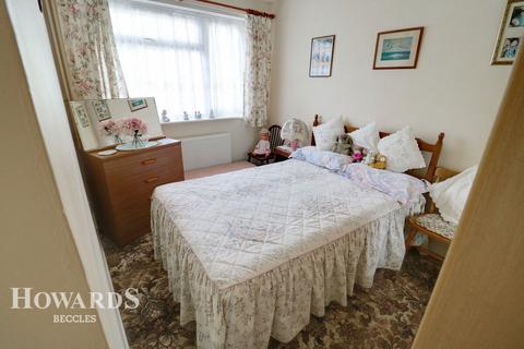 12 Crisp Road, Ellingham, Bungay, NR35 2HA