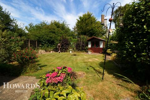 12 Crisp Road, Ellingham, Bungay, NR35 2HA