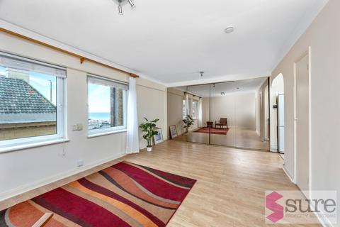 Studio for sale, Marine Parade, Brighton , East Sussex