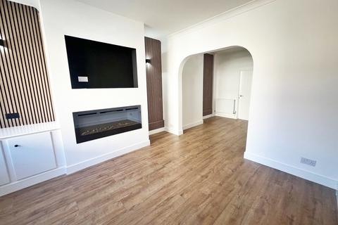 2 bedroom end of terrace house to rent, Taylor Street, Widnes