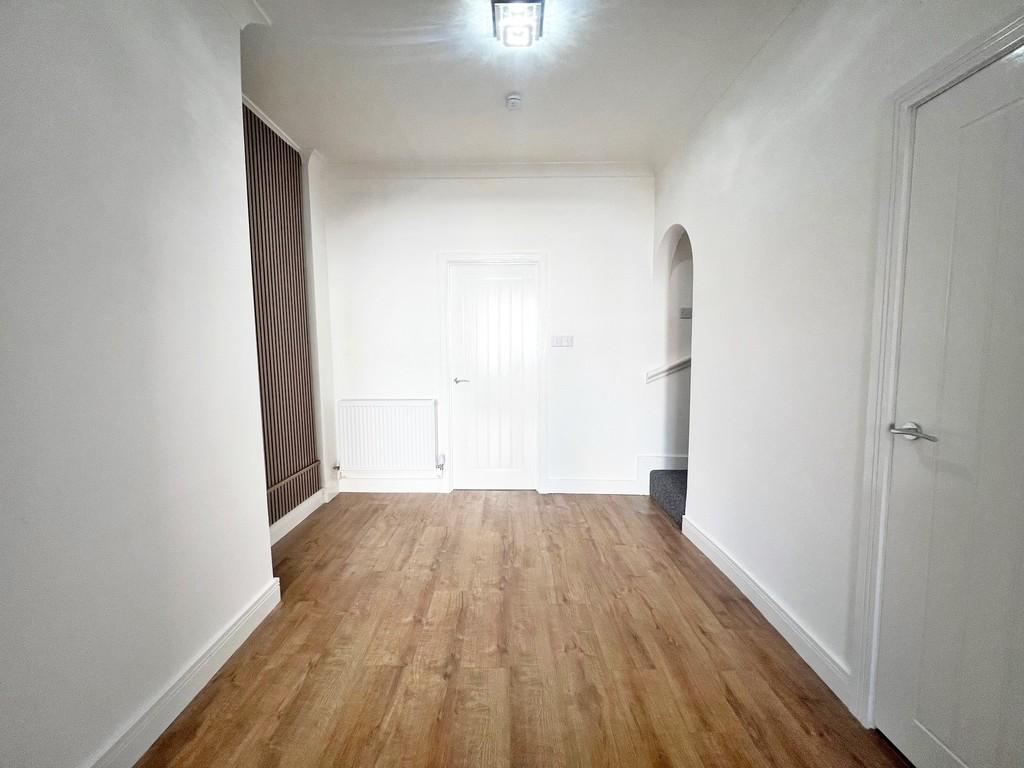 16 Taylor Street 6