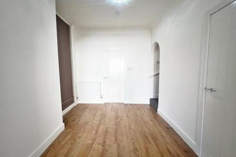 2 bedroom end of terrace house to rent, Taylor Street, Widnes
