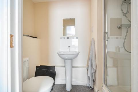 2 bedroom flat for sale, Swindon,  Wiltshire,  SN25