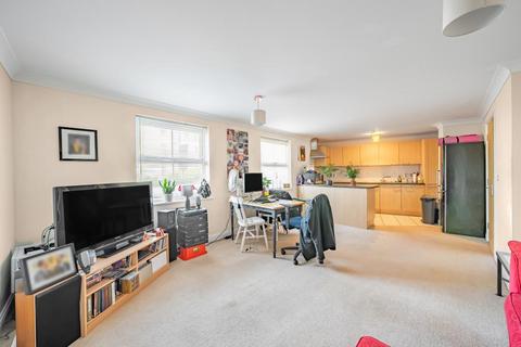 2 bedroom flat for sale, Swindon,  Wiltshire,  SN25