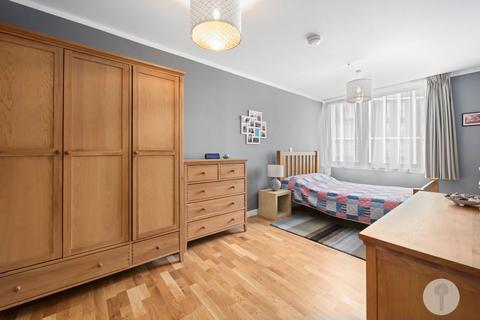 2 bedroom apartment for sale, Liberty Bridge Road, London E20