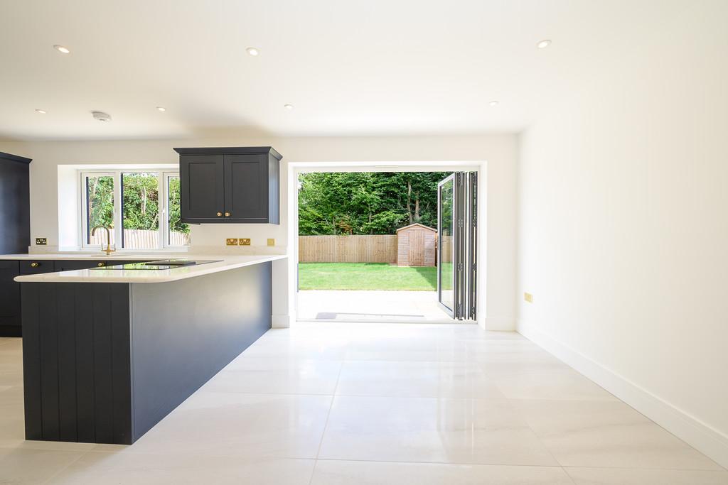 Wye close-25
